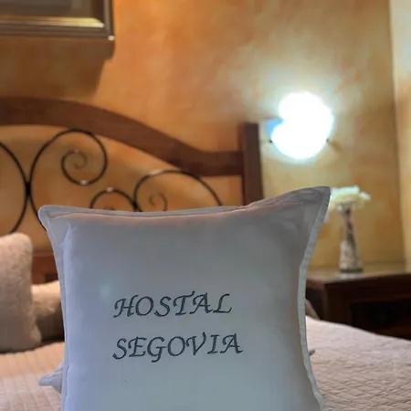 Adults Only 招待所 塞哥维亚