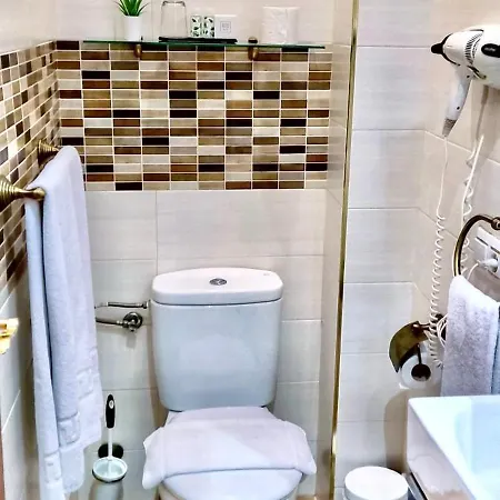 Adults Only 招待所