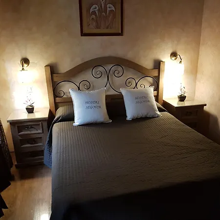 Adults Only Гостевой дом Сеговия