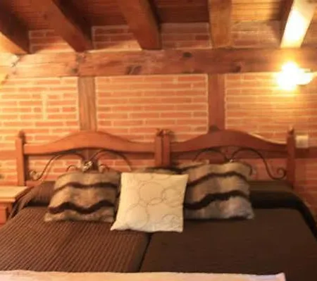 招待所 Adults Only