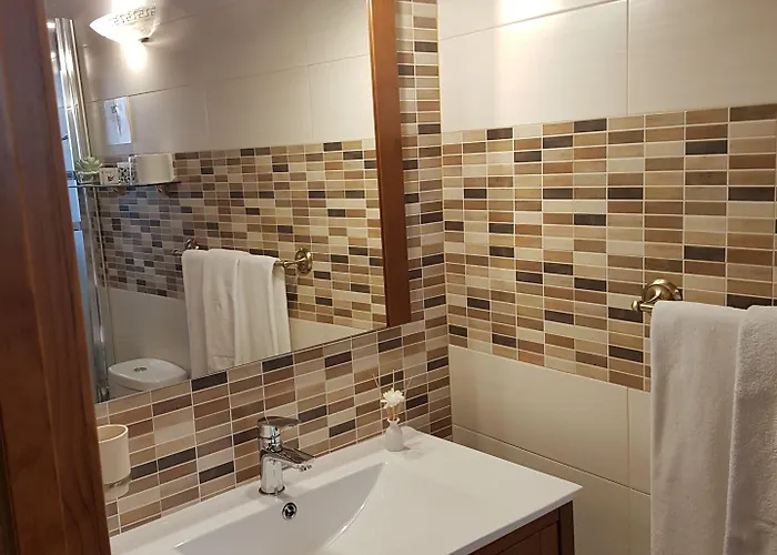 Adults Only 3* Сеговия